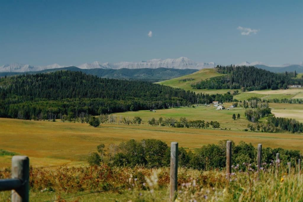 304075 Highway 549 W, Rural Foothills County — photo 3 of 50