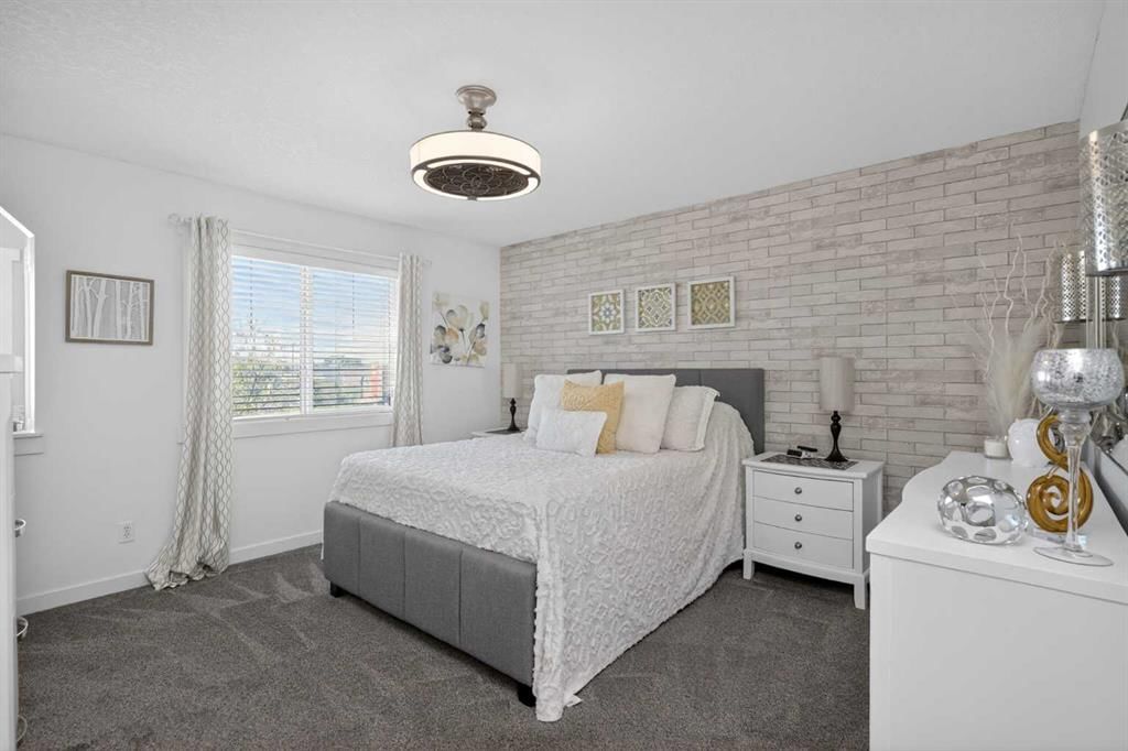 176 Chapalina Heights SE, Calgary — photo 3 of 40