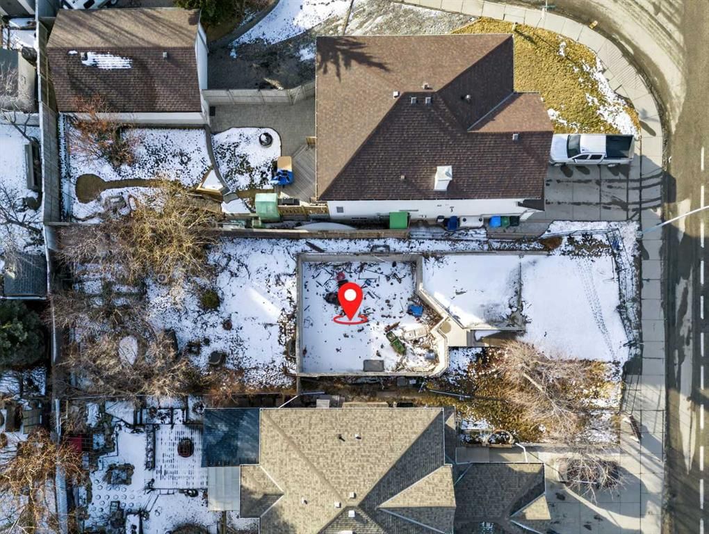 10929 Hidden Valley Drive NW, Calgary — photo 2 of 9