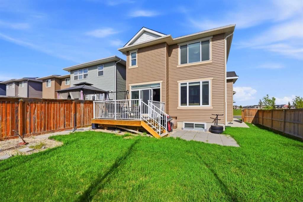 60 Redstone Grove NE, Calgary — photo 4 of 50