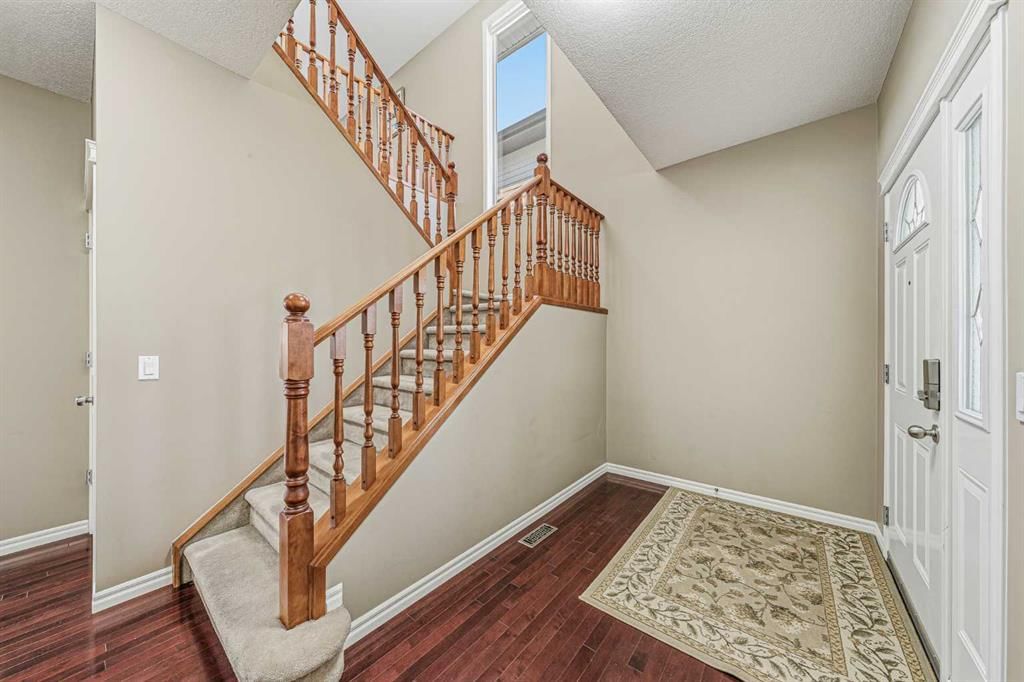 94 Kincora Gardens, Calgary — photo 4 of 48