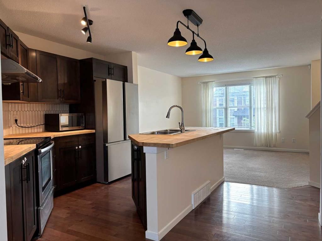 159 Panamount Way NW, Calgary — photo 3 of 45