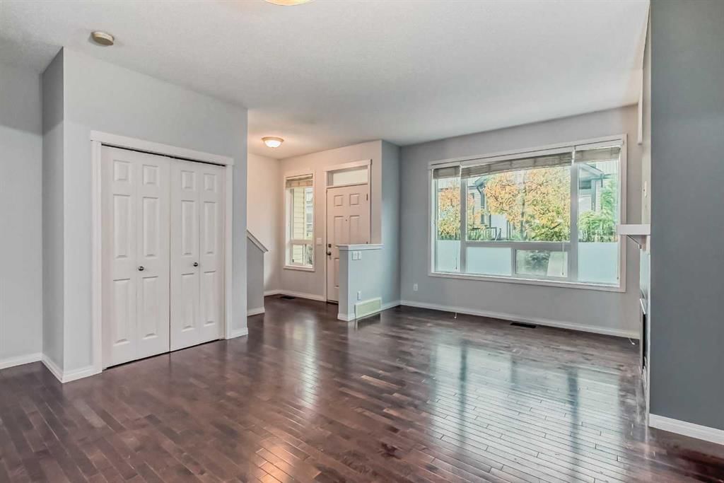 219 Kincora Lane NW, Calgary — photo 5 of 22