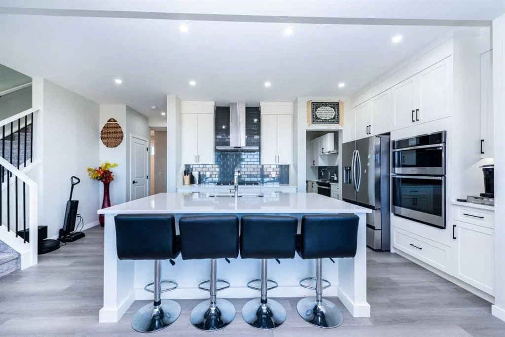 46 Savoy Landing SE, Calgary — photo 5 of 50