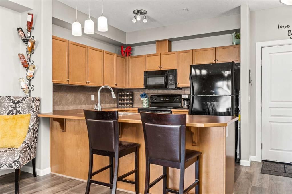 111, 52 Cranfield Link SE, Calgary — photo 4 of 30