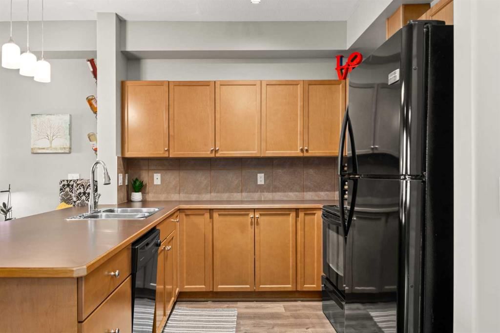 111, 52 Cranfield Link SE, Calgary — photo 5 of 30