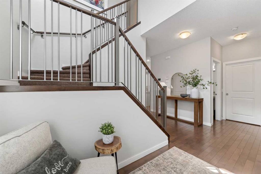 93 Legacy Green SE, Calgary — photo 4 of 50