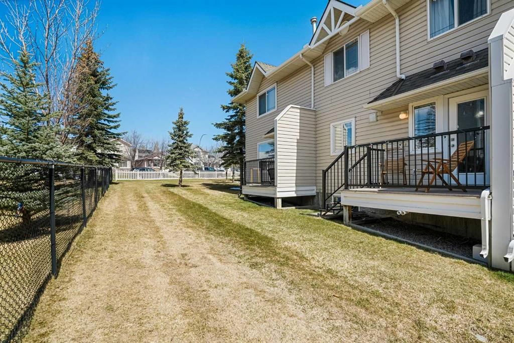112, 950 Arbour Lake Road NW, Calgary — photo 5 of 36