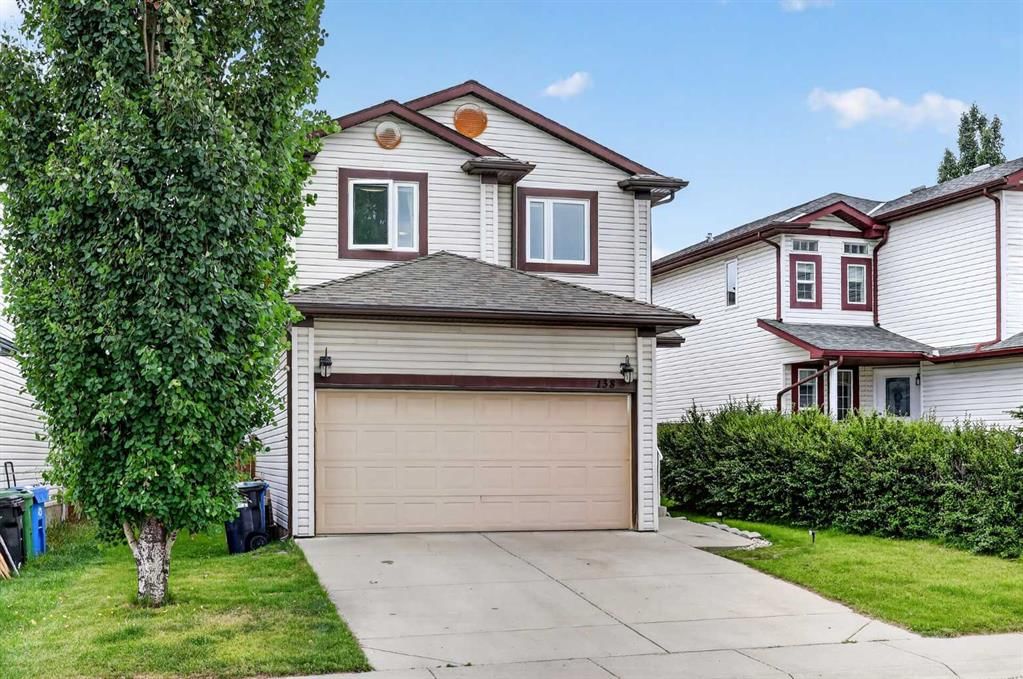 138 Tuscarora Way NW, Calgary — photo 2 of 44