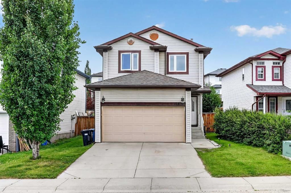 138 Tuscarora Way NW, Calgary — photo 3 of 44