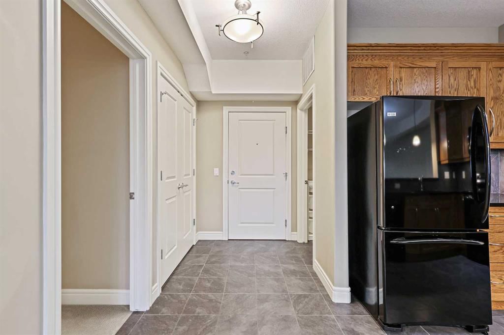 1243, 2330 Fish Creek Boulevard SW, Calgary — photo 2 of 40