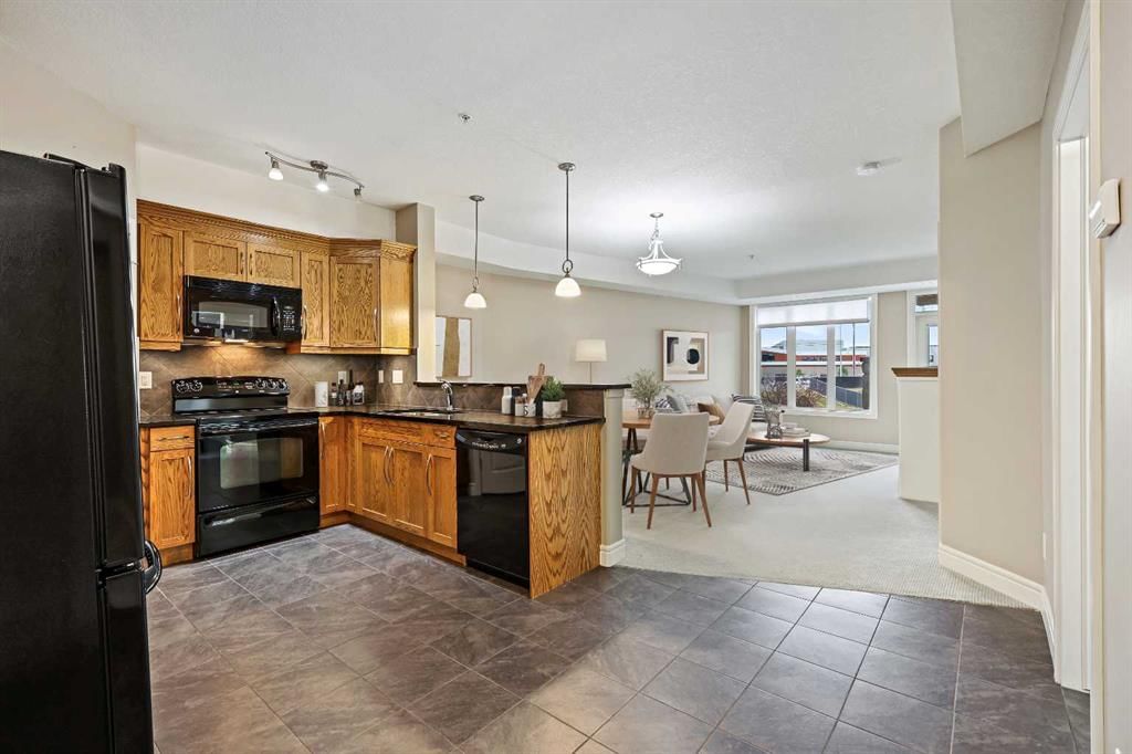 1243, 2330 Fish Creek Boulevard SW, Calgary — photo 4 of 40