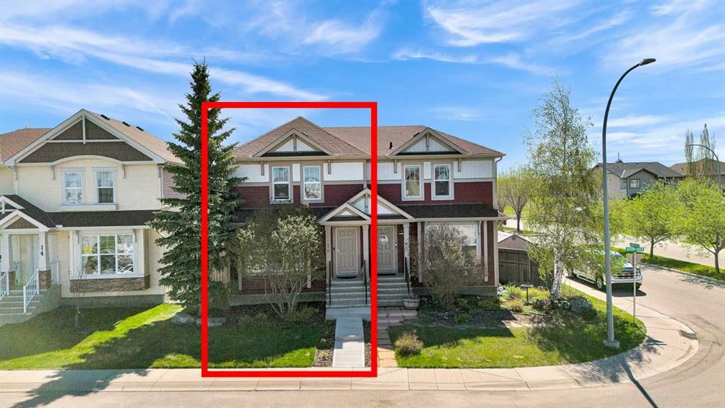 10 Autumn Green SE, Calgary — photo 3 of 40