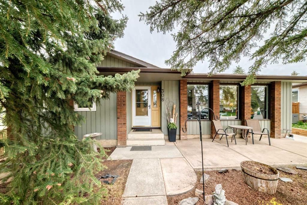 308 Cannington Place SW, Calgary — main listing photo