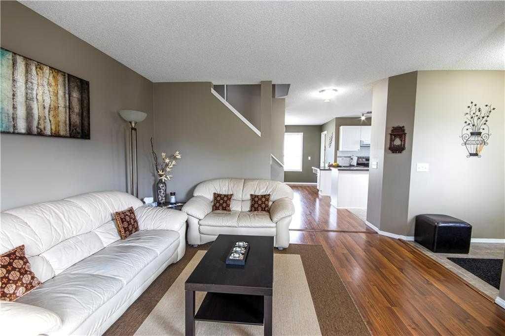 47 Taralea Gardens NE, Calgary — photo 3 of 31