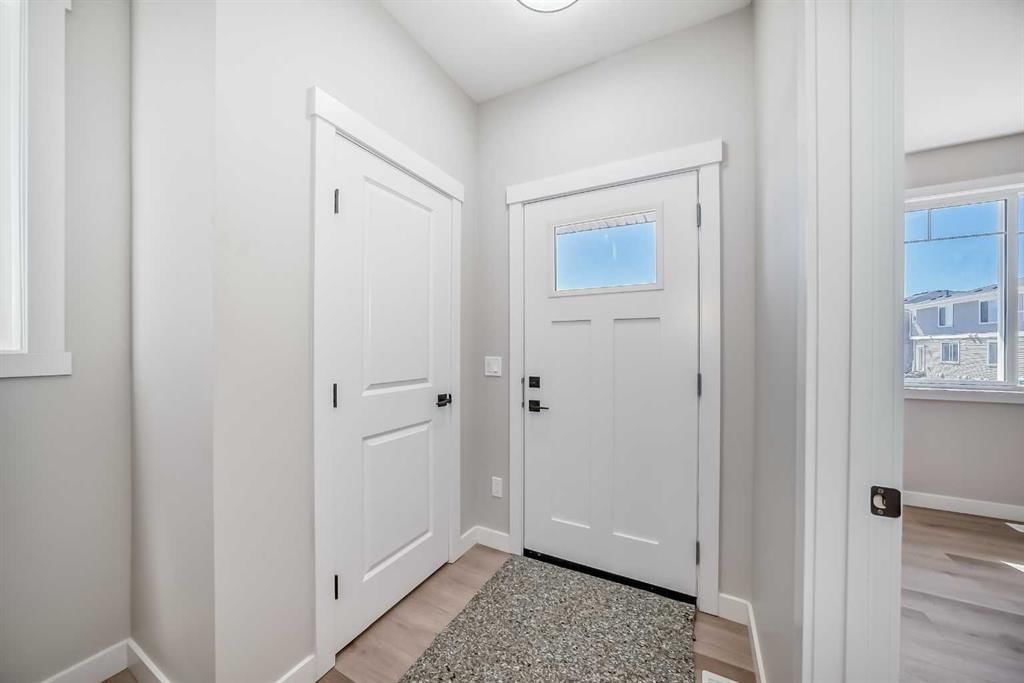 112 Belvedere Park SE, Calgary — photo 3 of 41