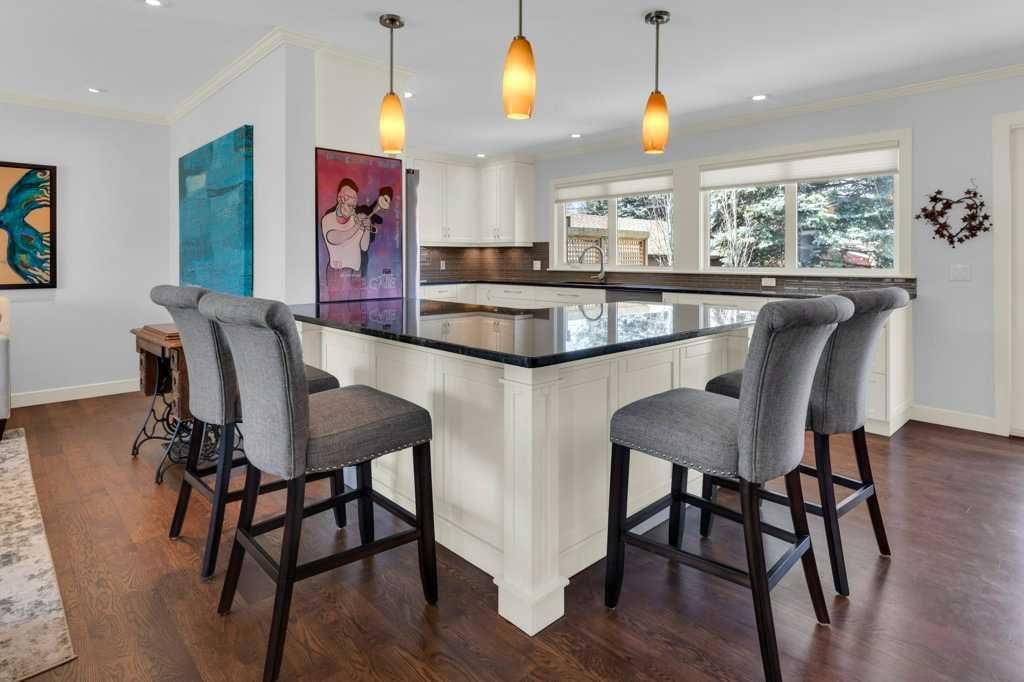 156 Park Estates Place SE, Calgary — photo 4 of 45