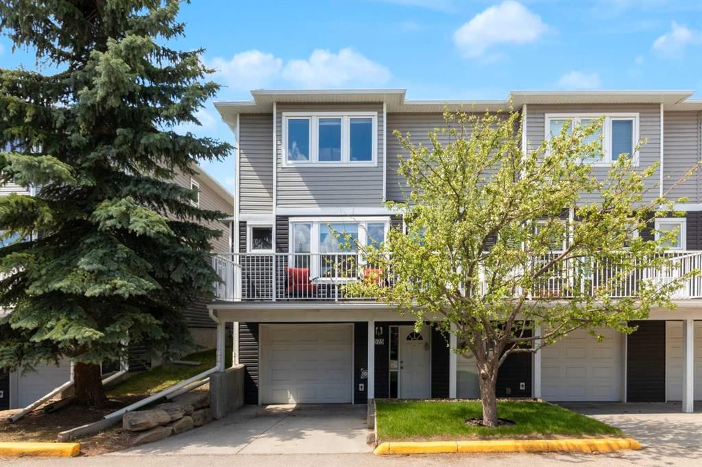 675 Regal Park NE, Calgary — main listing photo