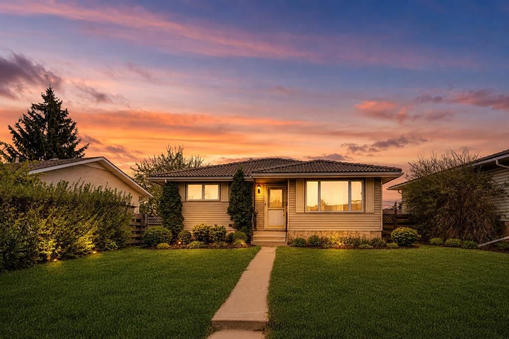 52 Penedo Place SE, Calgary — main listing photo