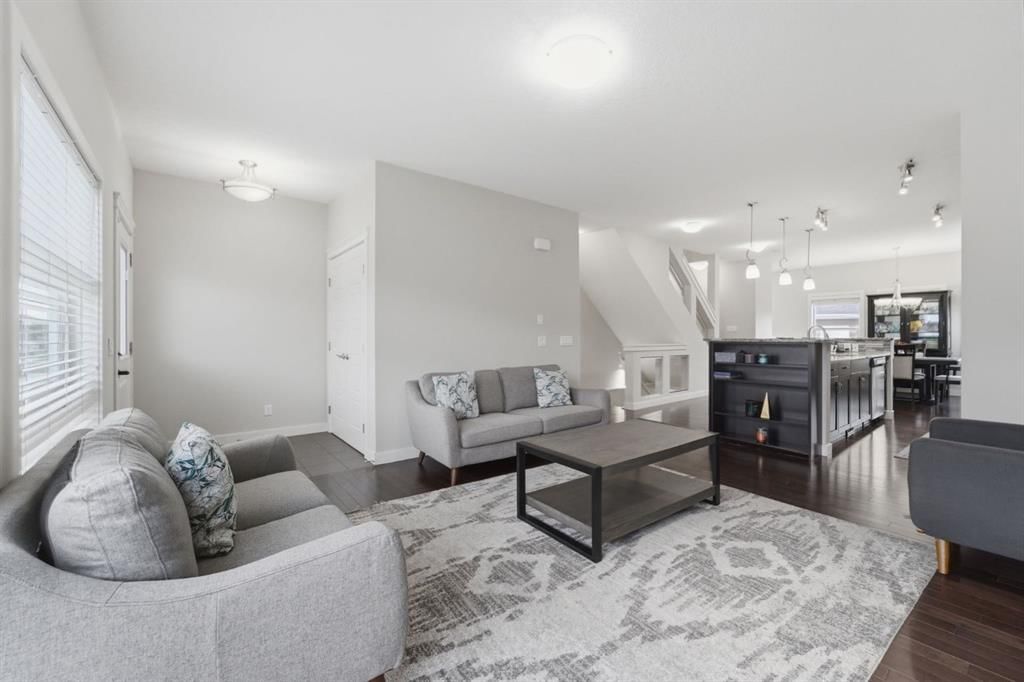 22 Redstone Road NE, Calgary — photo 4 of 42