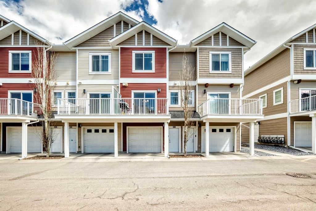 109 Redstone Circle NE, Calgary — photo 2 of 44
