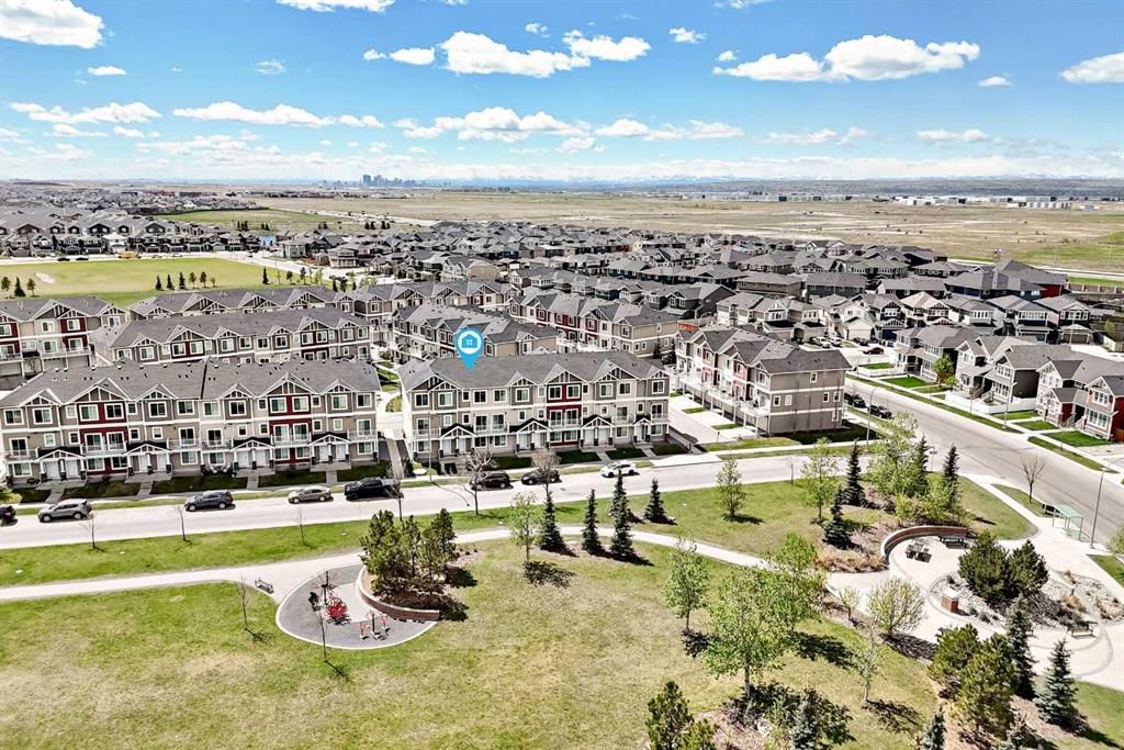 109 Redstone Circle NE, Calgary — photo 4 of 44