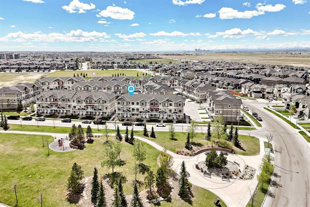 109 Redstone Circle NE, Calgary — photo 5 of 44