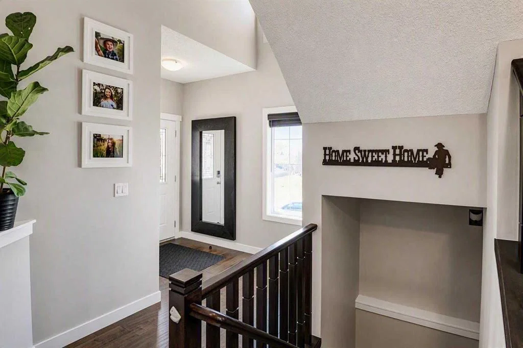 29 Drake Landing Loop, Okotoks — photo 4 of 42