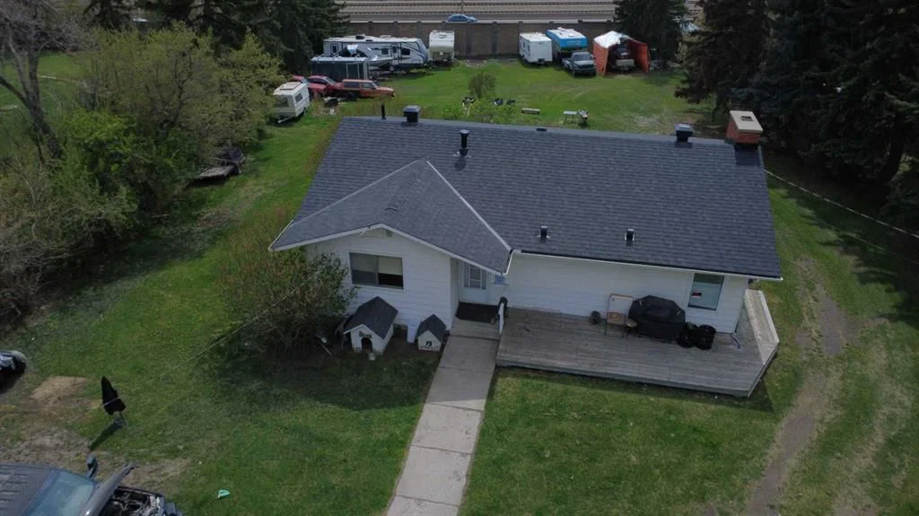 6003 Baroc Road NW, Calgary — main listing photo