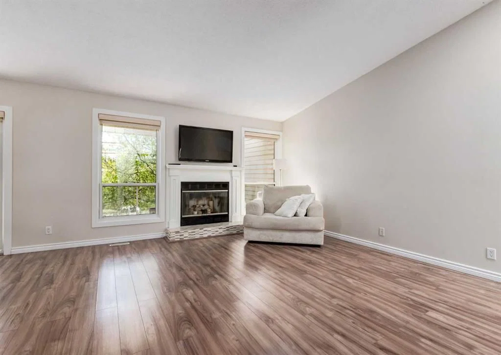 119 Prominence Heights SW, Calgary — photo 5 of 43