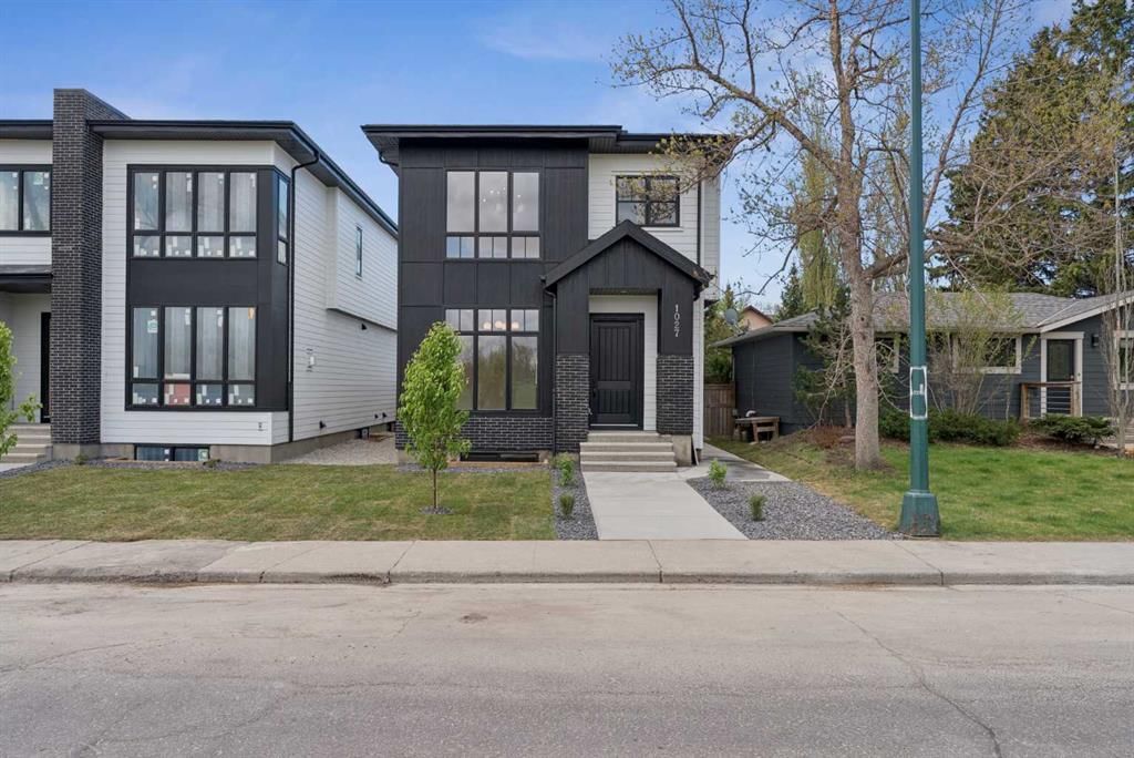 1027 32 Avenue NW, Calgary — photo 2 of 49