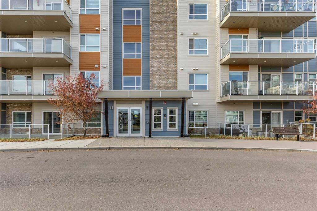 206, 370 Harvest Hills Common NE, Calgary — photo 2 of 34