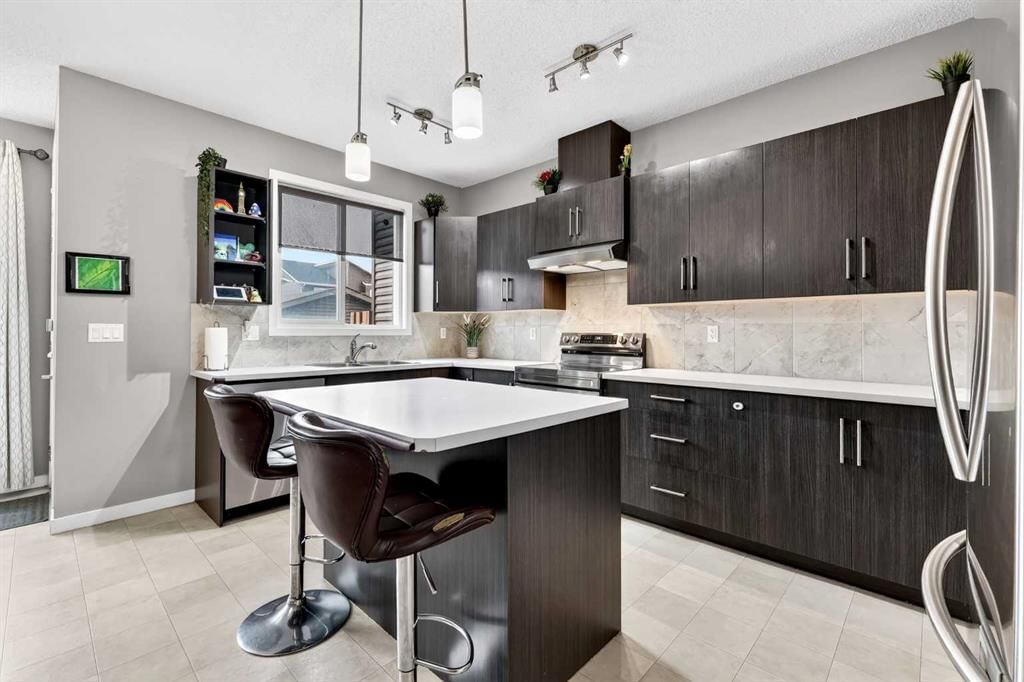 1540 Cornerstone Boulevard NE, Calgary — photo 3 of 43