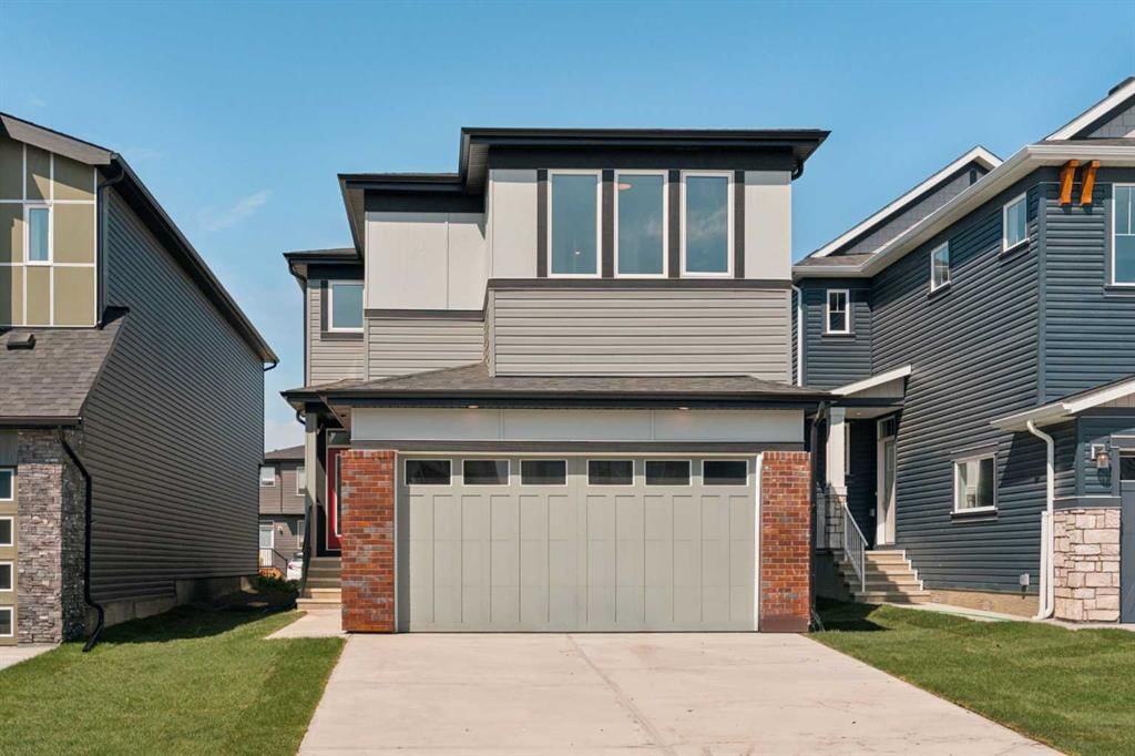 152 Creekstone Circle SW, Calgary — main listing photo