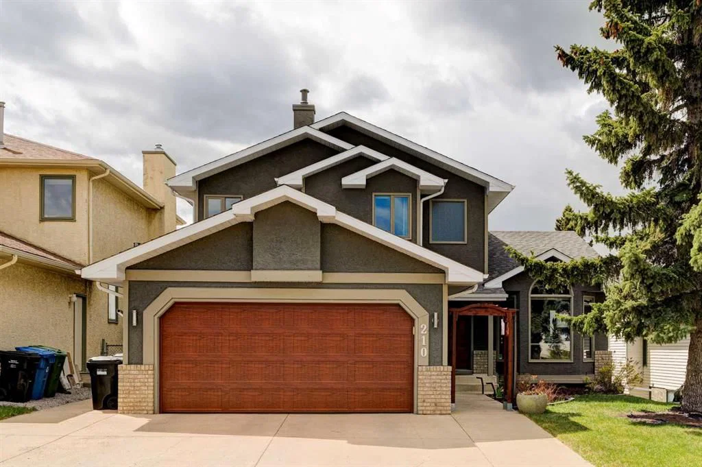 210 Hawkville Close NW, Calgary — main listing photo