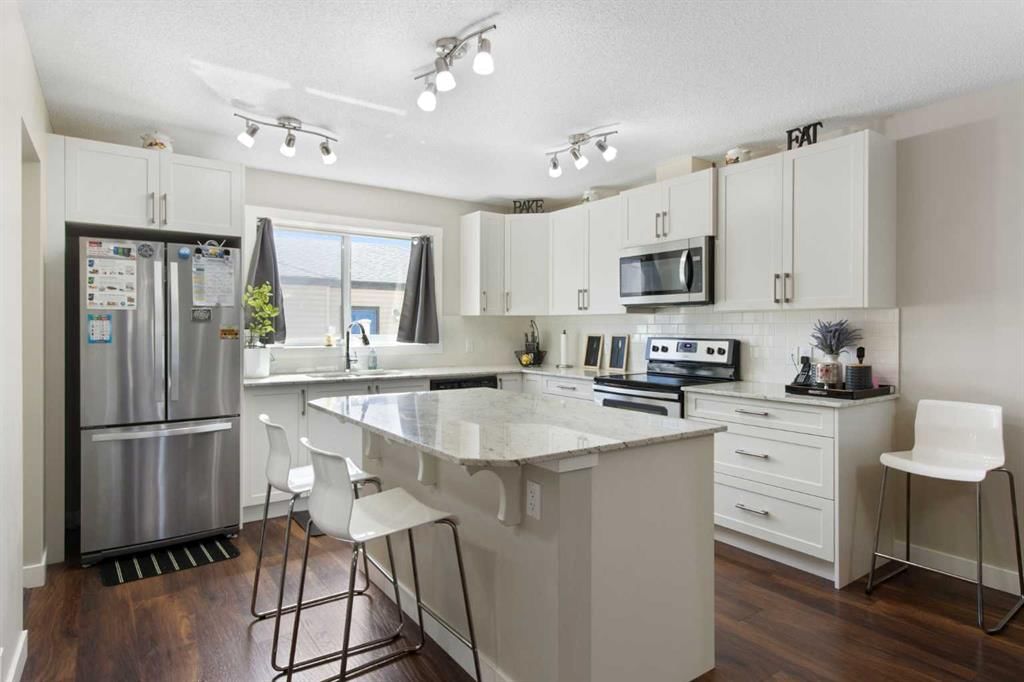 1492 Legacy Circle SE, Calgary — photo 4 of 27