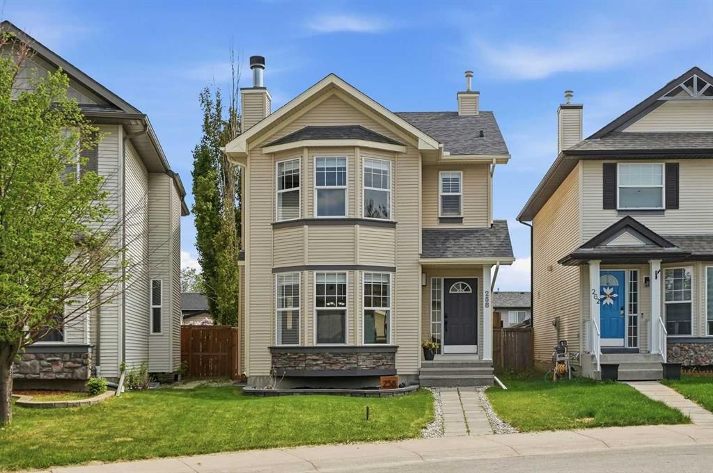 258 Cramond Circle SE, Calgary — main listing photo