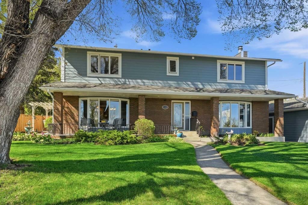 4108 Gatefield Avenue SW, Calgary — photo 2 of 46