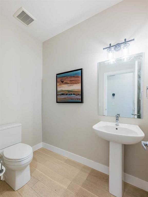 57 Westmore Park SW, Calgary — photo 5 of 50
