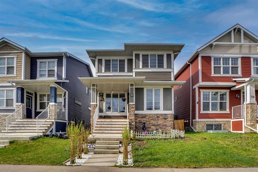 726 Redstone Drive NE, Calgary — photo 2 of 50