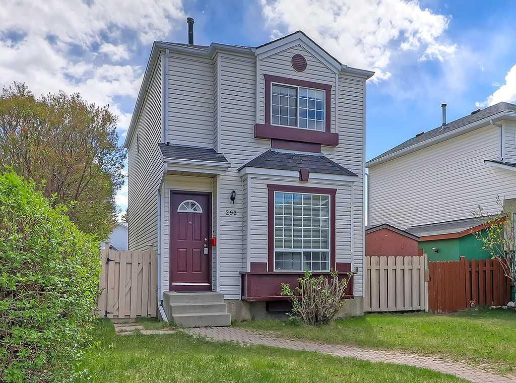 292 Coventry Close NE, Calgary — main listing photo
