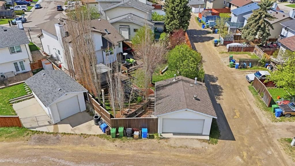38 Sandpiper Way NW, Calgary — photo 5 of 50