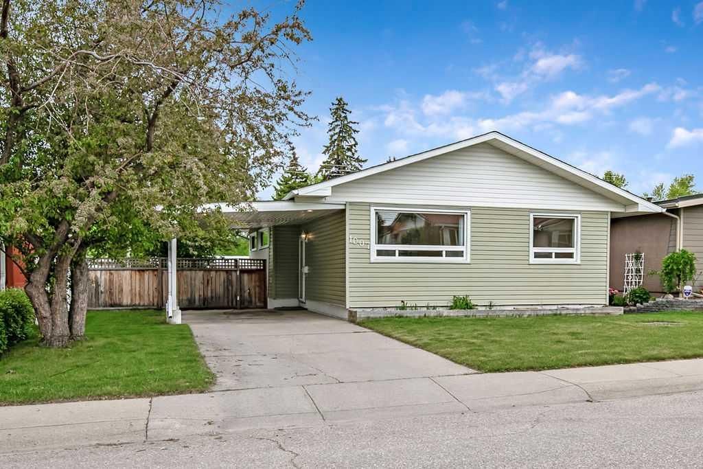 1007 Mackid Road NE, Calgary — main listing photo