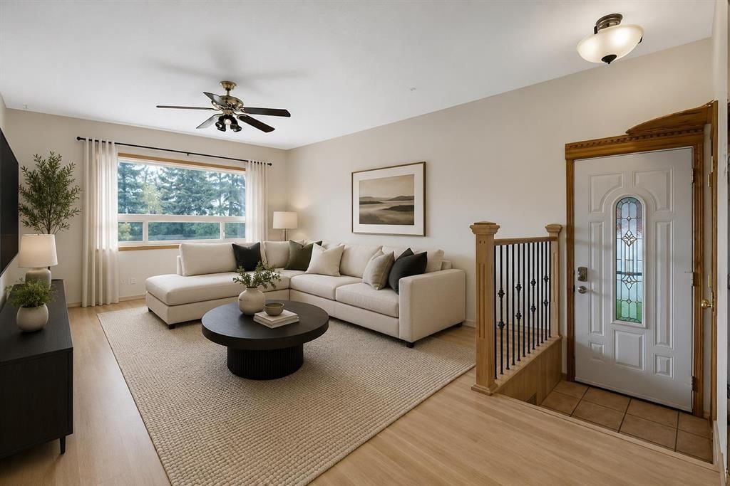 1007 Mackid Road NE, Calgary — photo 3 of 43