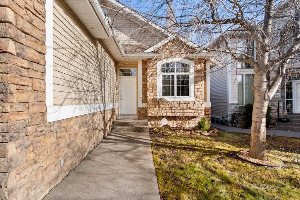938 Panorama Hills Drive NW, Calgary — photo 4 of 49