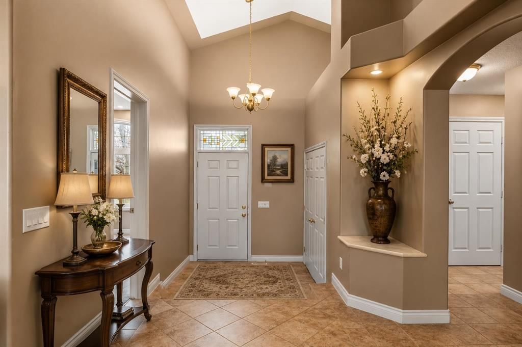 938 Panorama Hills Drive NW, Calgary — photo 5 of 49
