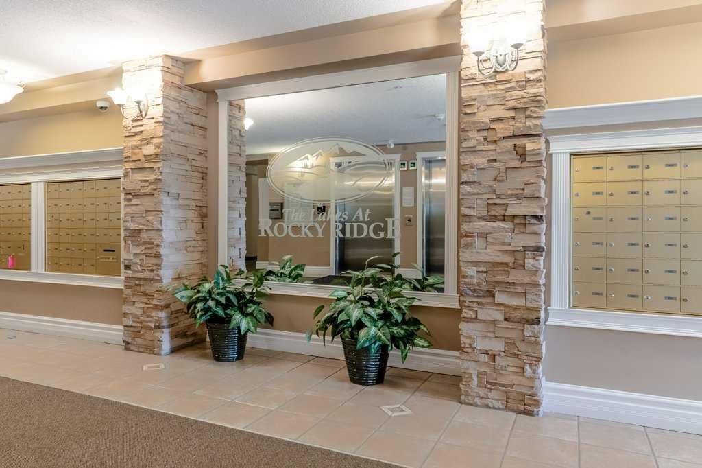 412, 345 Rocky Vista Park NW, Calgary — photo 3 of 23