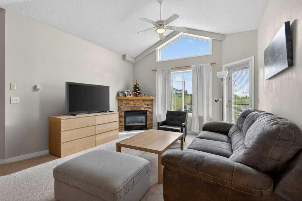 412, 345 Rocky Vista Park NW, Calgary — photo 4 of 23