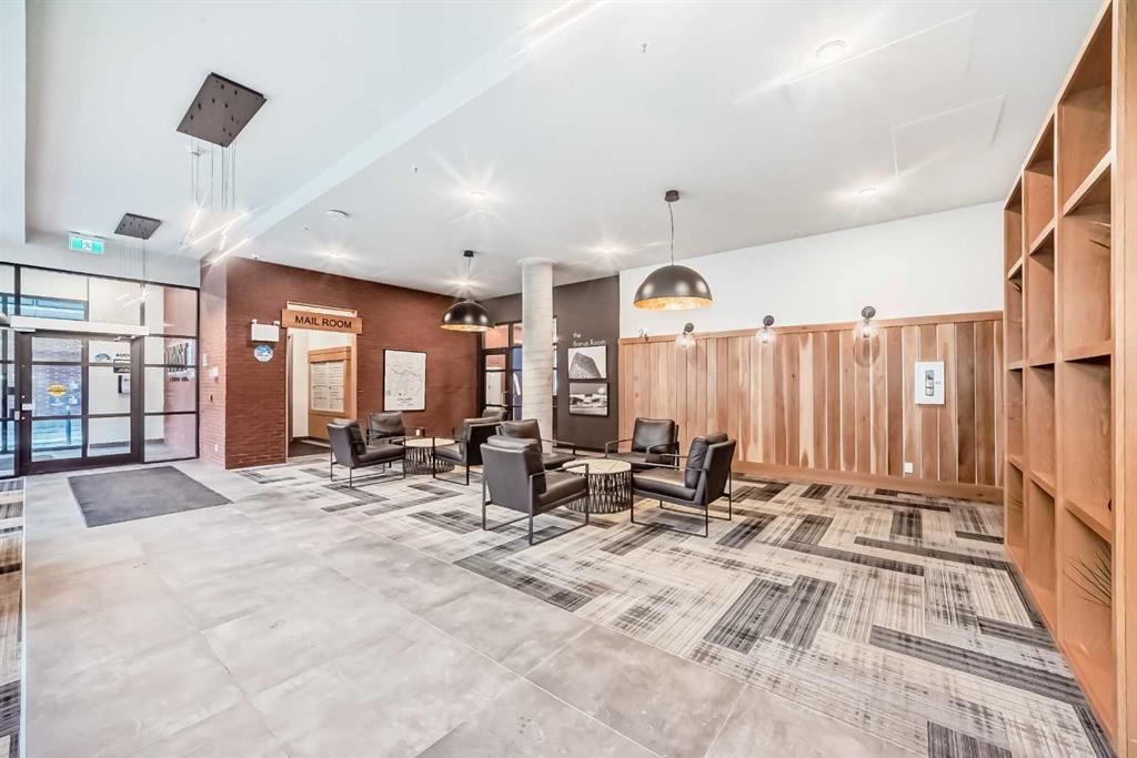 612, 4138 University Avenue NW, Calgary — photo 3 of 50