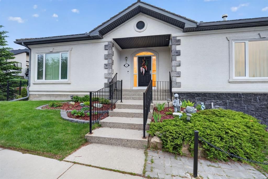 154 Sienna Ridge Landing SW, Calgary — photo 4 of 47